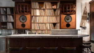 10 Best Dance Bars in Paris 2 image 1