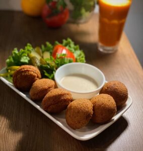 WHAT ABOUT FALAFEL BOX 4 64e16386 df7d 496e b33e 77fae66e37e0