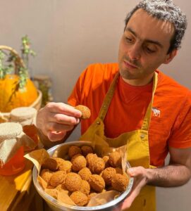 WHAT ABOUT FALAFEL BOX 2 65bb1b09 bf4c 4be9 8389 27e25187d069