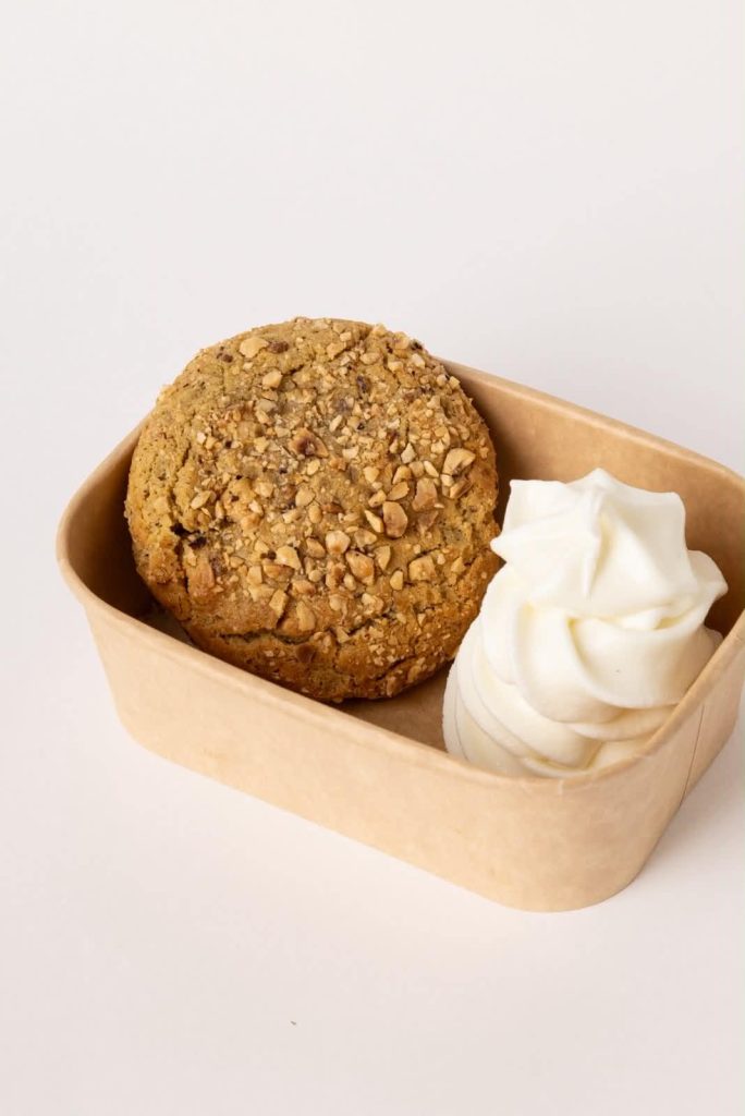 1+1 on Vanilla ice cream and Nutella Hazelnut cookie at Lunatic Bakery